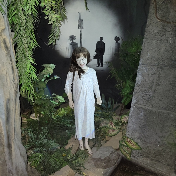 New 2 you thrift shop - Picture 5 of 7